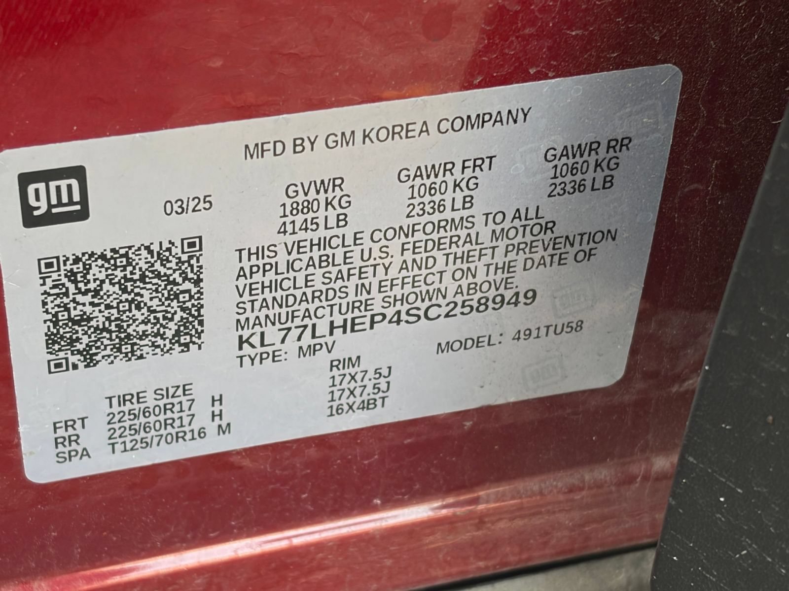 Used 2025 Chevrolet Trax LT FWD image 28