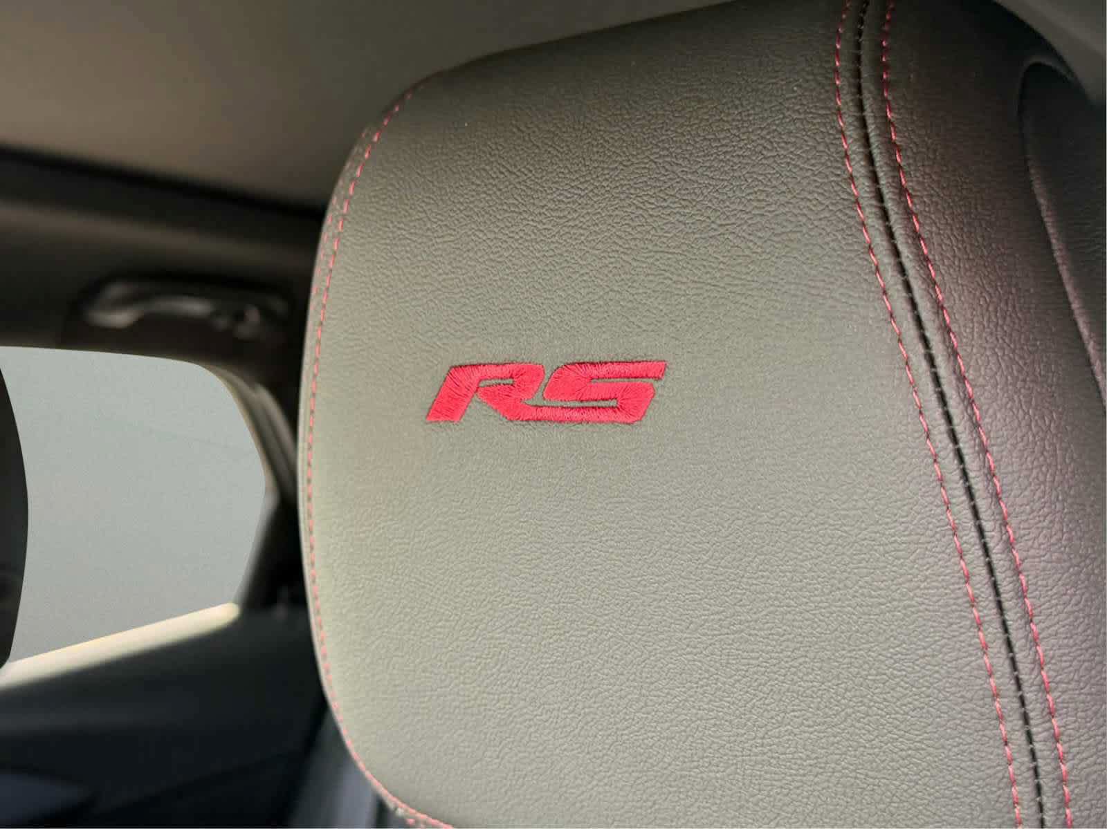 New 2026 Chevrolet TrailBlazer RS w/ Convenience Package FWD image 12
