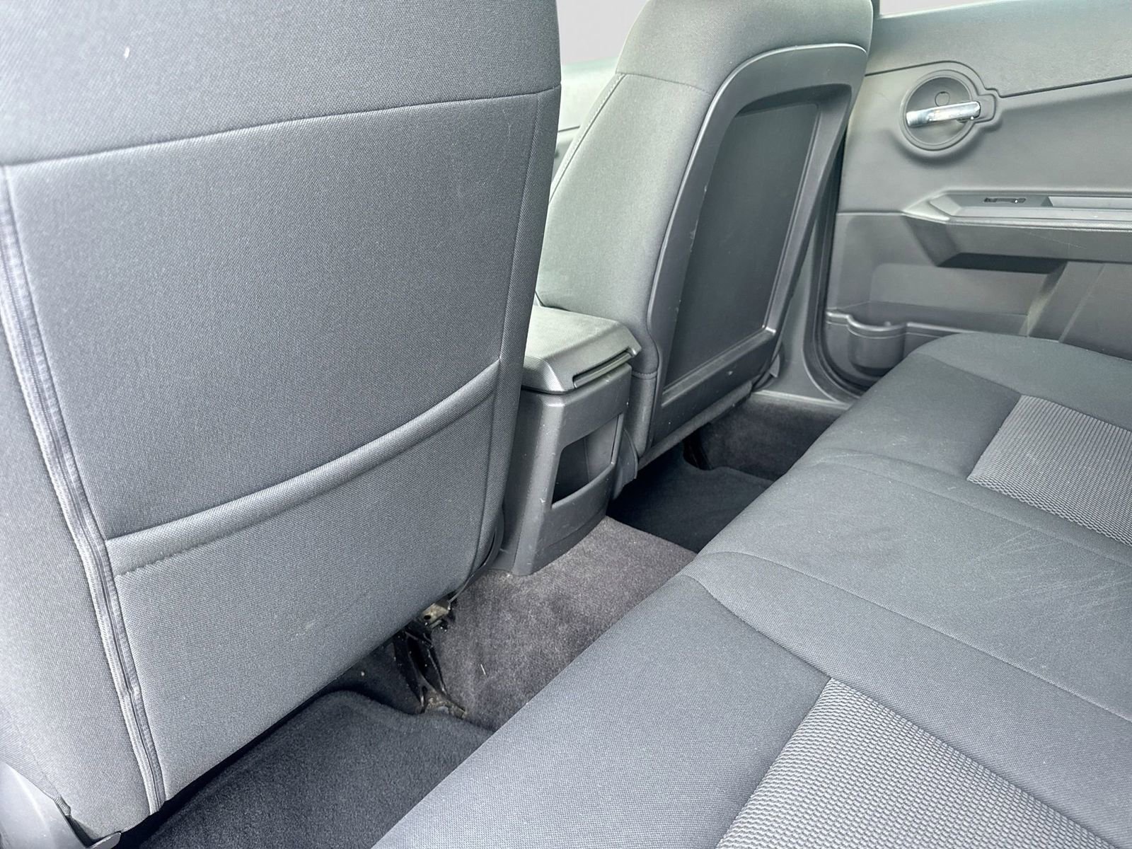 Used 2010 Dodge Avenger SXT image 17