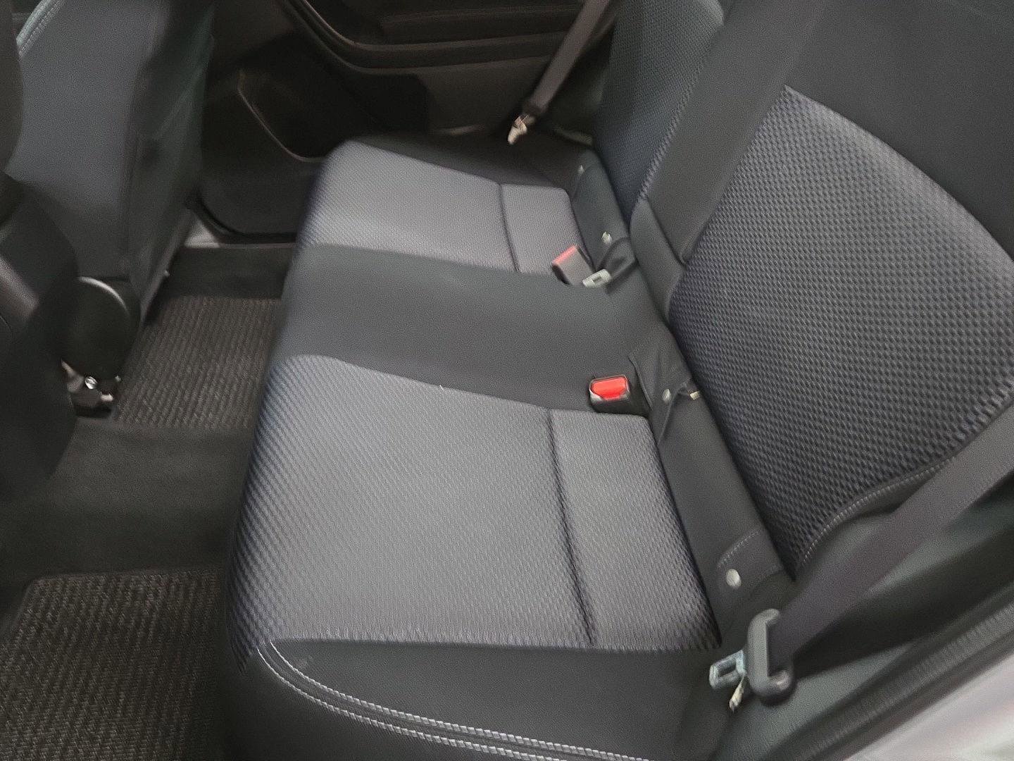 Used 2015 Subaru Forester 2.5i Premium w/ All-Weather Package image 7