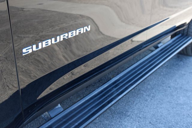Used 2021 Chevrolet Suburban High Country image 9
