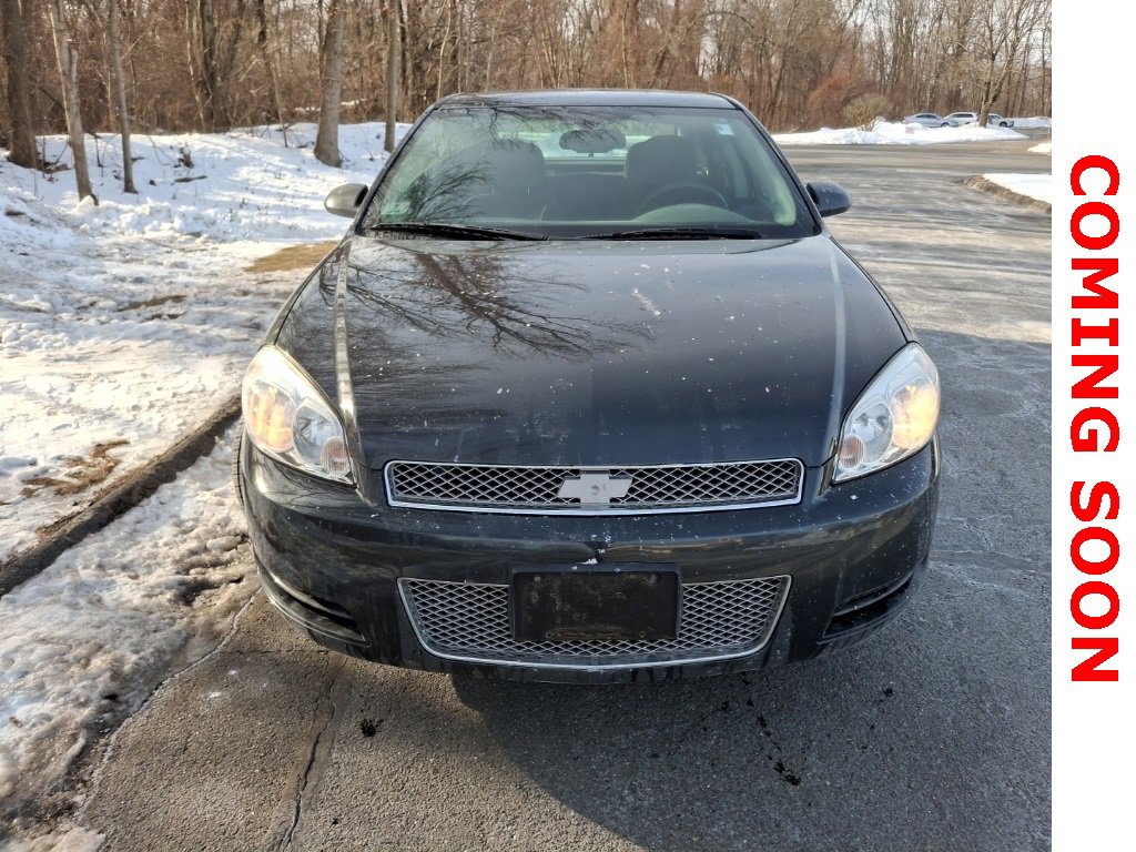 Used 2015 Chevrolet Impala LT w/ LT Sunroof Package image 2