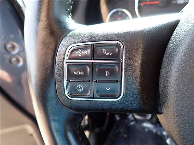 Used 2018 Jeep Wrangler Unlimited Sahara w/ Connectivity Group AWD/4WD image 15