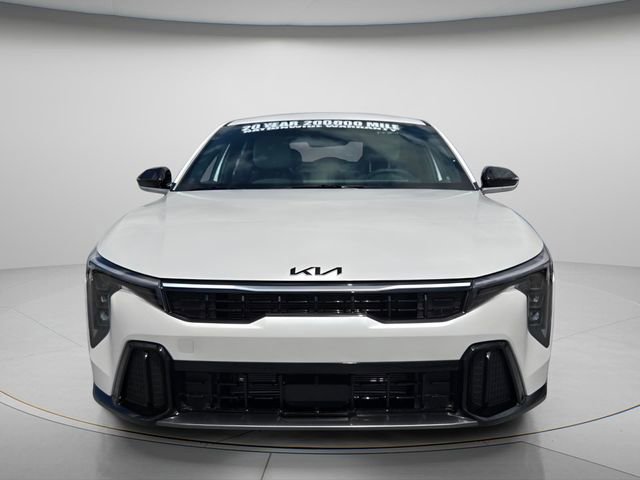 New 2026 Kia K4 GT-Line FWD image 3