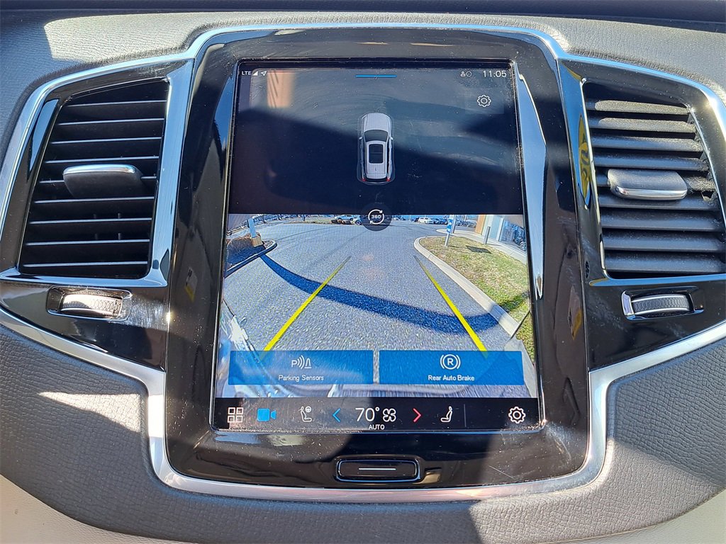 Used 2023 Volvo XC90 B6 Plus w/ Protection Package Premier image 12