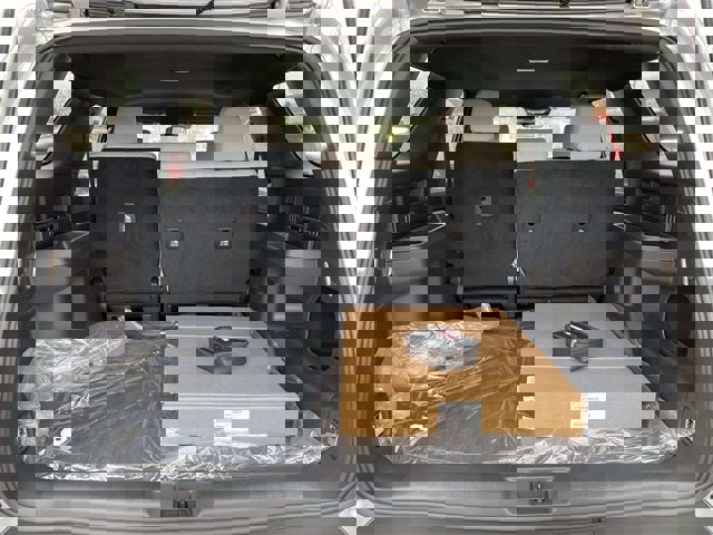 New 2025 Toyota 4Runner SR5 image 5