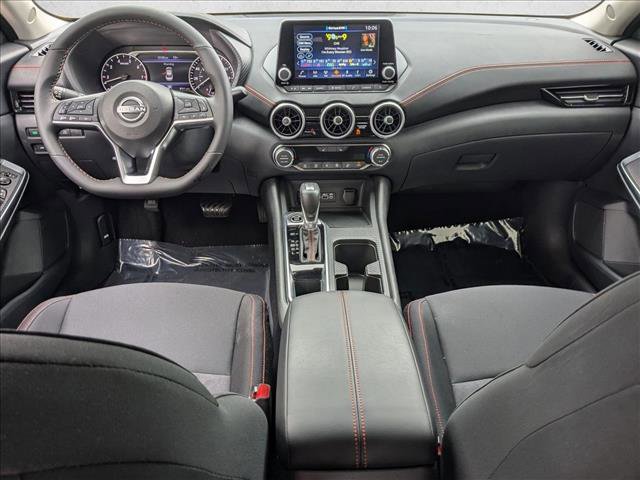 Certified 2025 Nissan Sentra SR FWD image 16