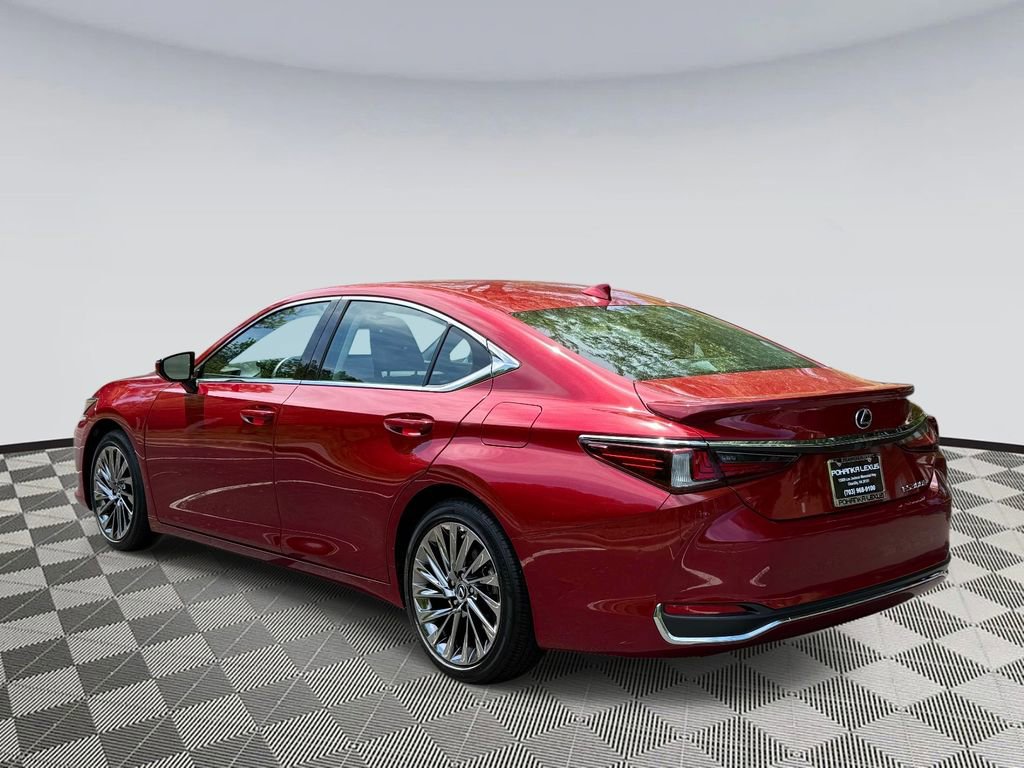 Used 2025 Lexus ES 300h w/ Technology Package FWD image 4