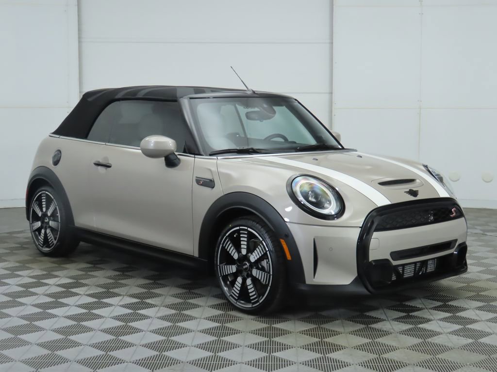 Certified 2023 MINI Cooper S image 11