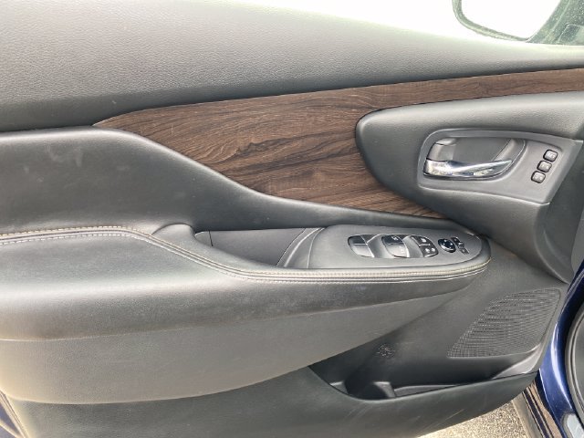 Used 2024 Nissan Murano Platinum AWD/4WD image 19
