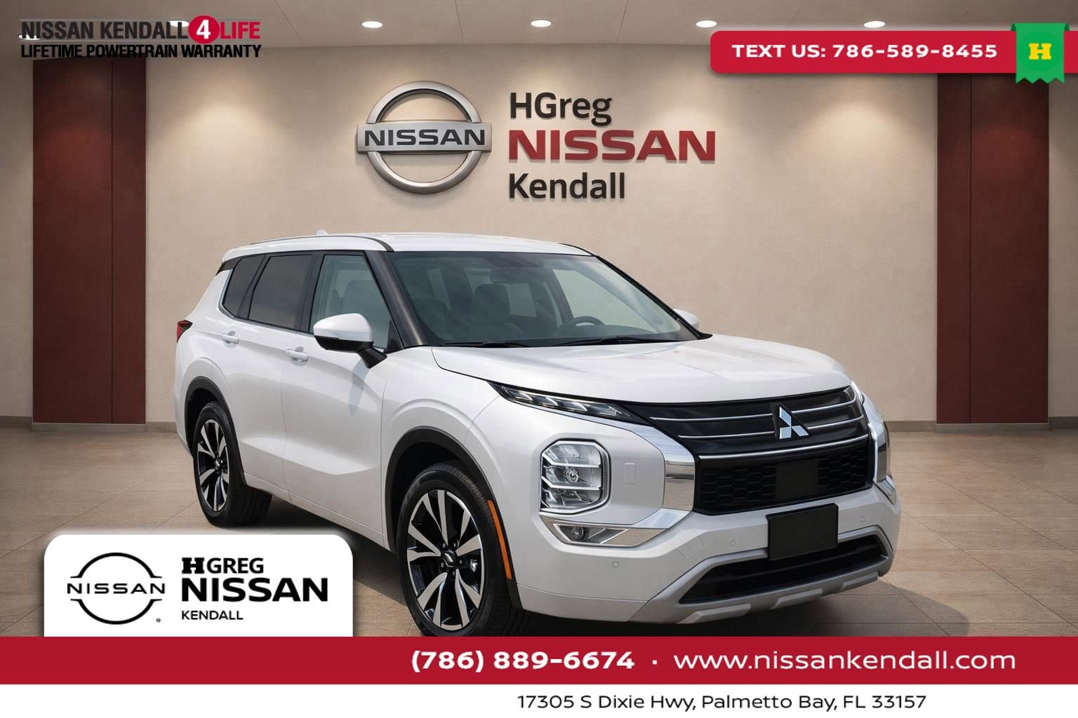 Used 2025 Mitsubishi Outlander AWD image 1