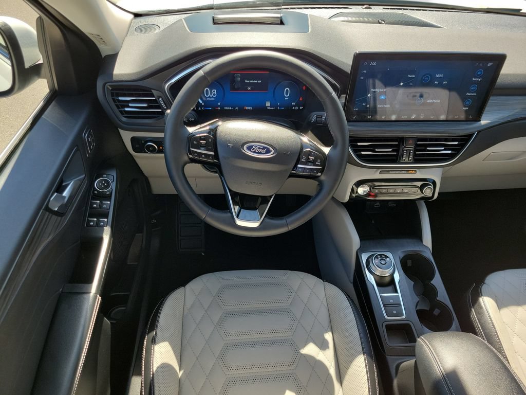 Used 2023 Ford Escape Platinum w/ Premium Technology Package AWD/4WD image 14