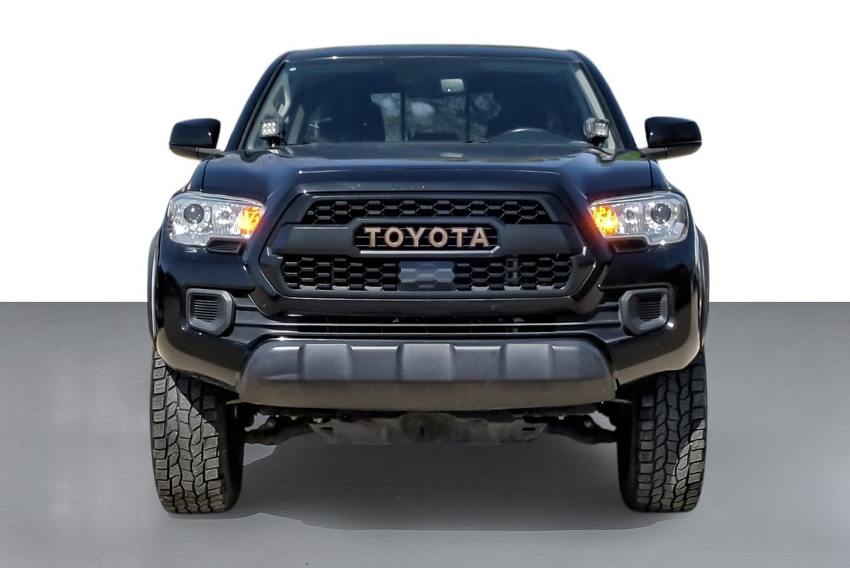 Used 2023 Toyota Tacoma SR5 w/ Trail Edition image 3