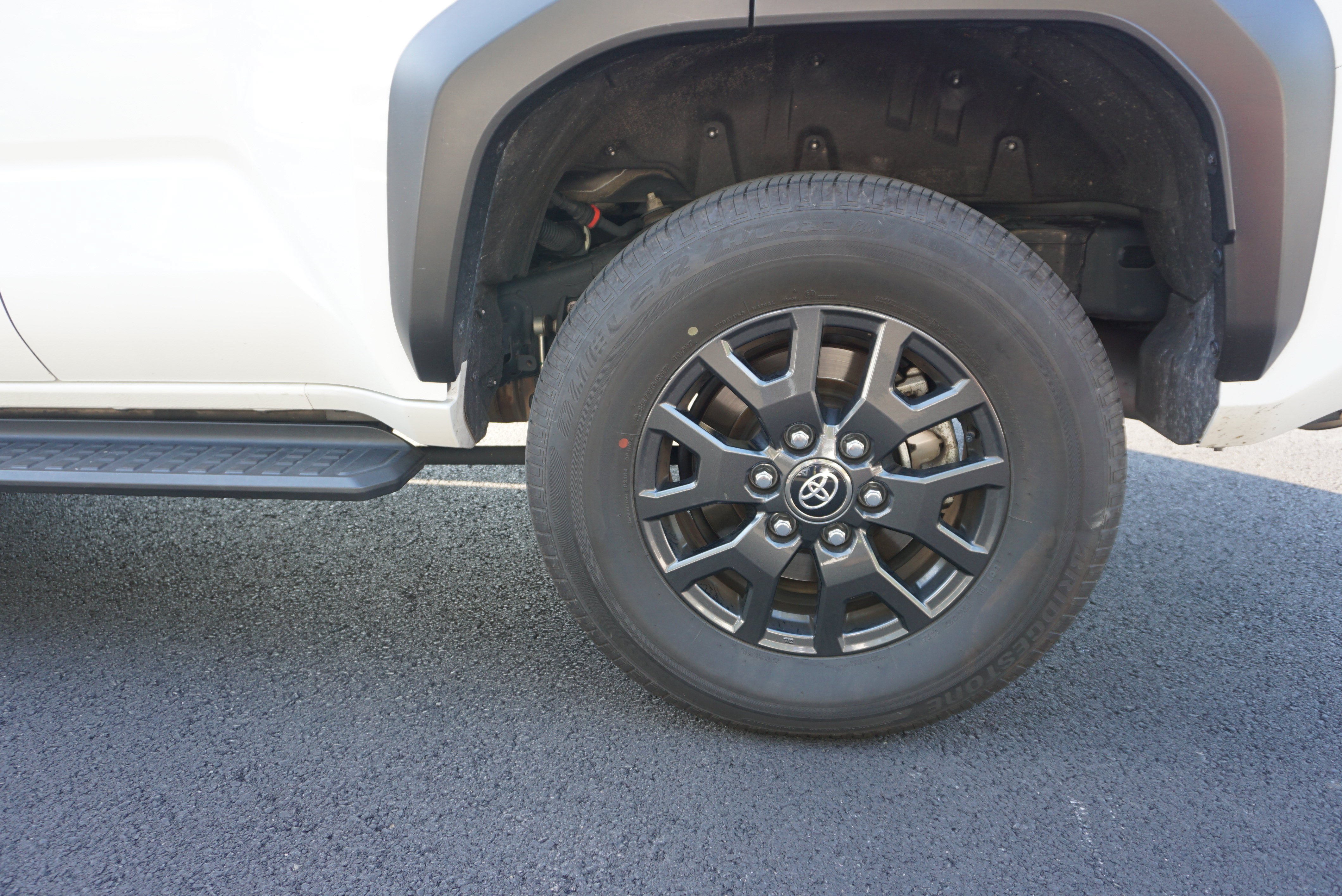 Used 2025 Toyota 4Runner SR5 AWD/4WD image 5