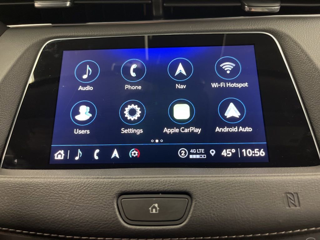 Used 2021 Cadillac XT4 Premium Luxury w/ Cold Weather Package image 18