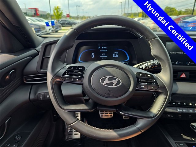Certified 2025 Hyundai Elantra Sport image 14