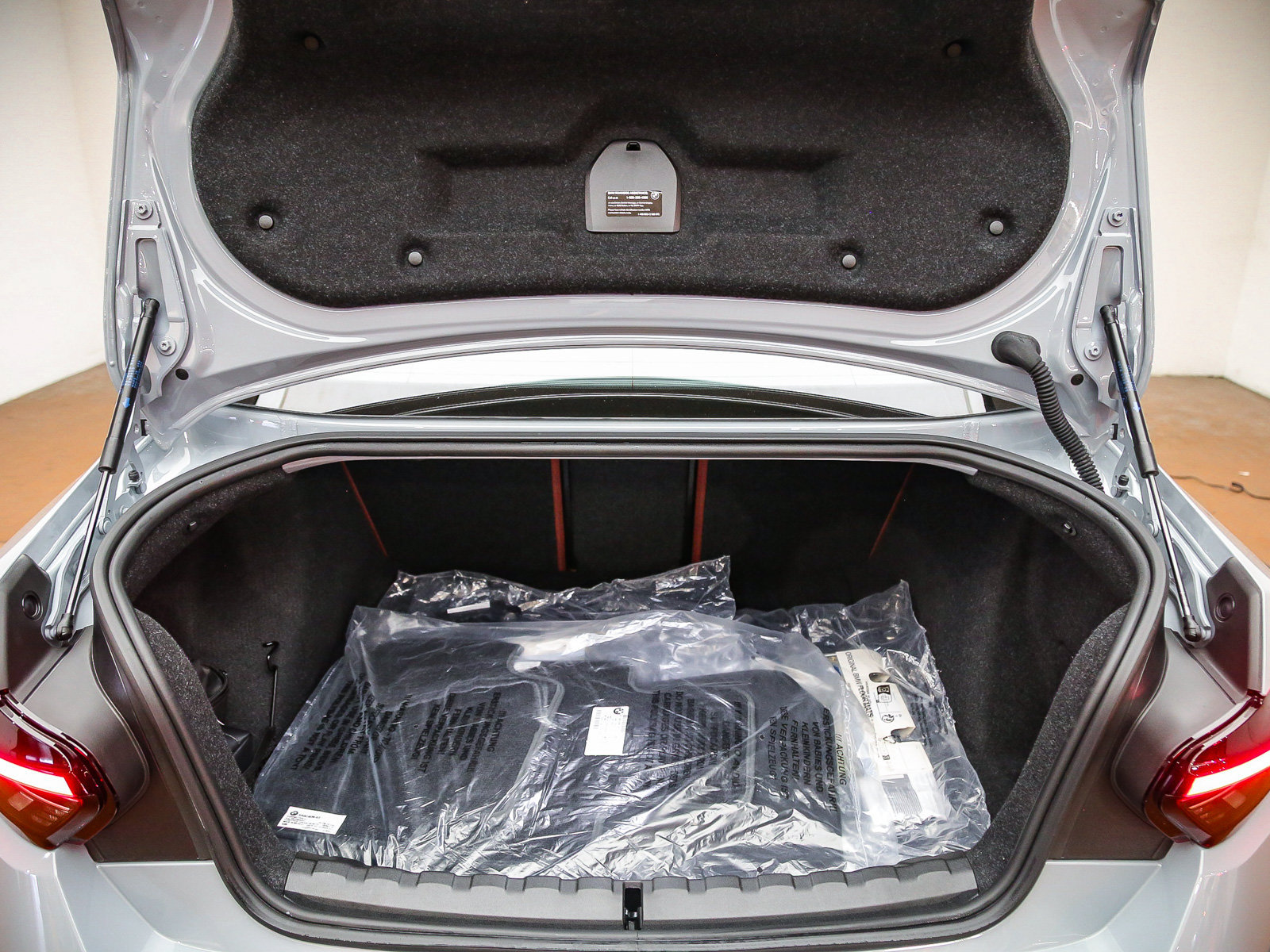Used 2026 BMW 230i Coupe w/ Premium Package RWD image 27