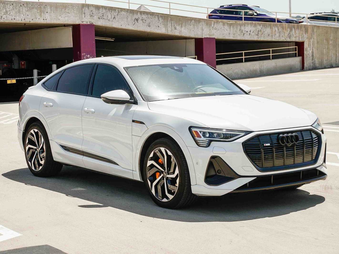 Used 2023 Audi e-tron Premium Plus w/ Premium Plus Package image 5