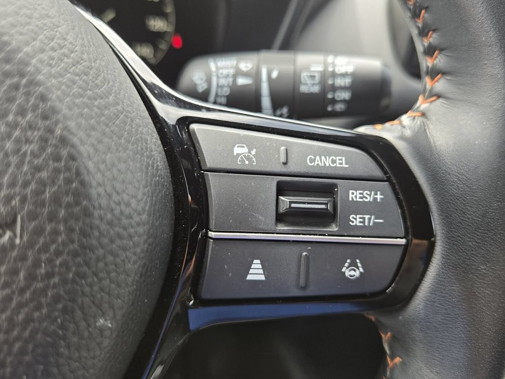 Certified 2025 Honda HR-V Sport image 24