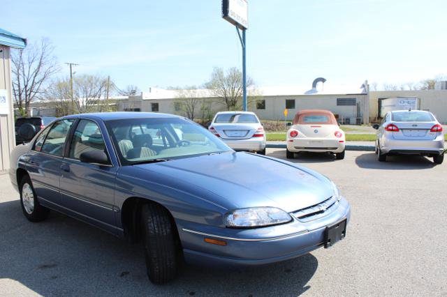 Used 1998 Chevrolet Lumina Sedan w/ Preferred Equipment Group 1 FWD image 7