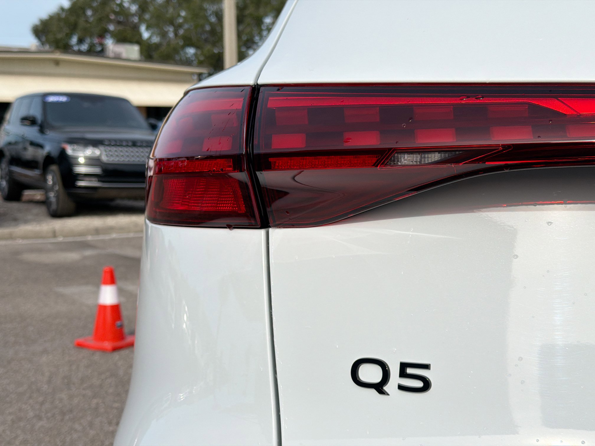 New 2025 Audi Q5 Premium Plus image 10