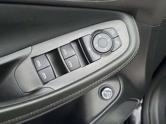 Certified 2023 Buick Encore GX Essence w/ Sport Touring Package AWD/4WD image 17