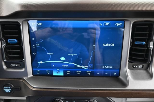 Used 2022 Ford Bronco Outer Banks w/ Sasquatch Package AWD/4WD image 17