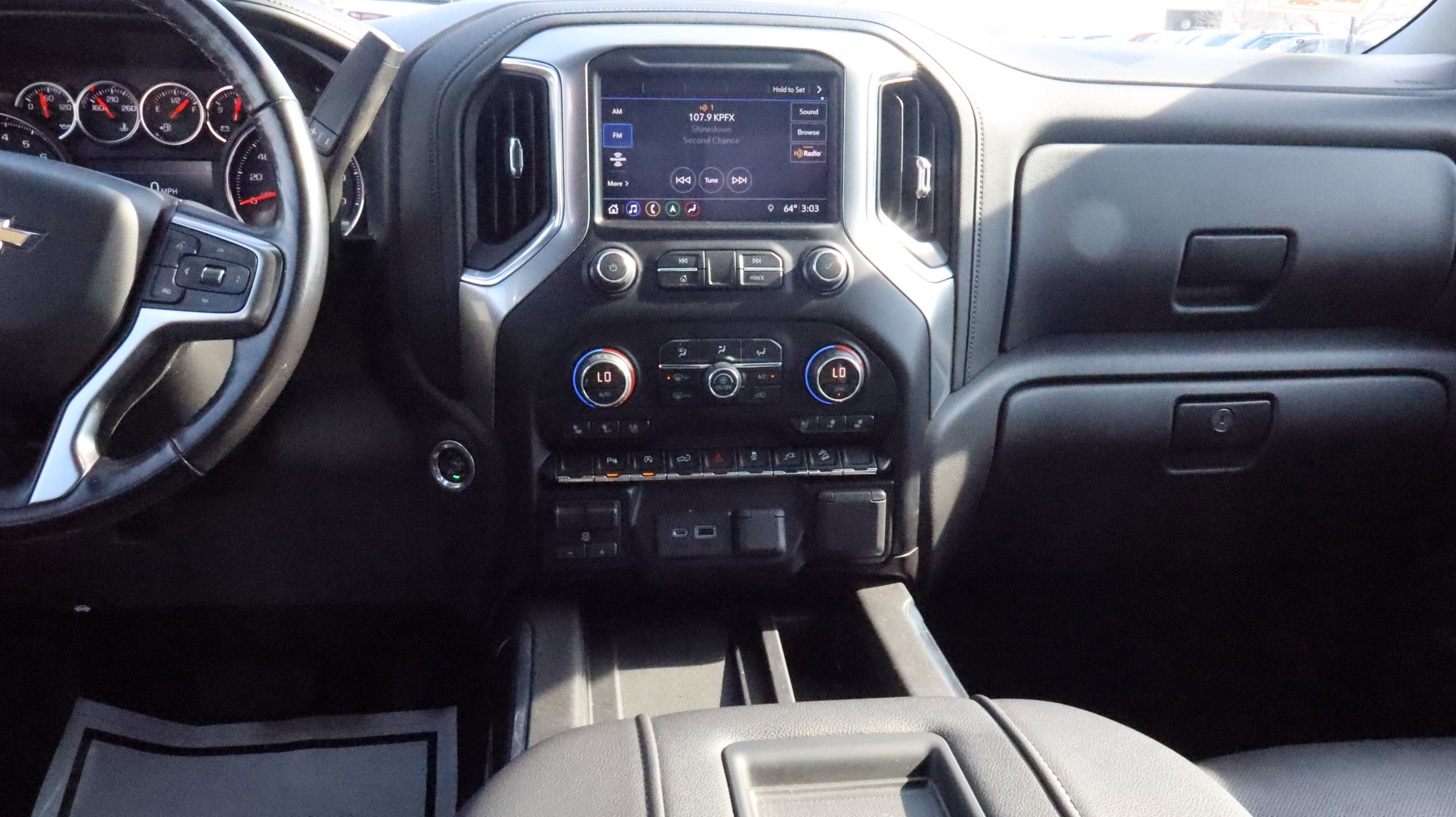 Used 2019 Chevrolet Silverado 1500 LTZ image 10