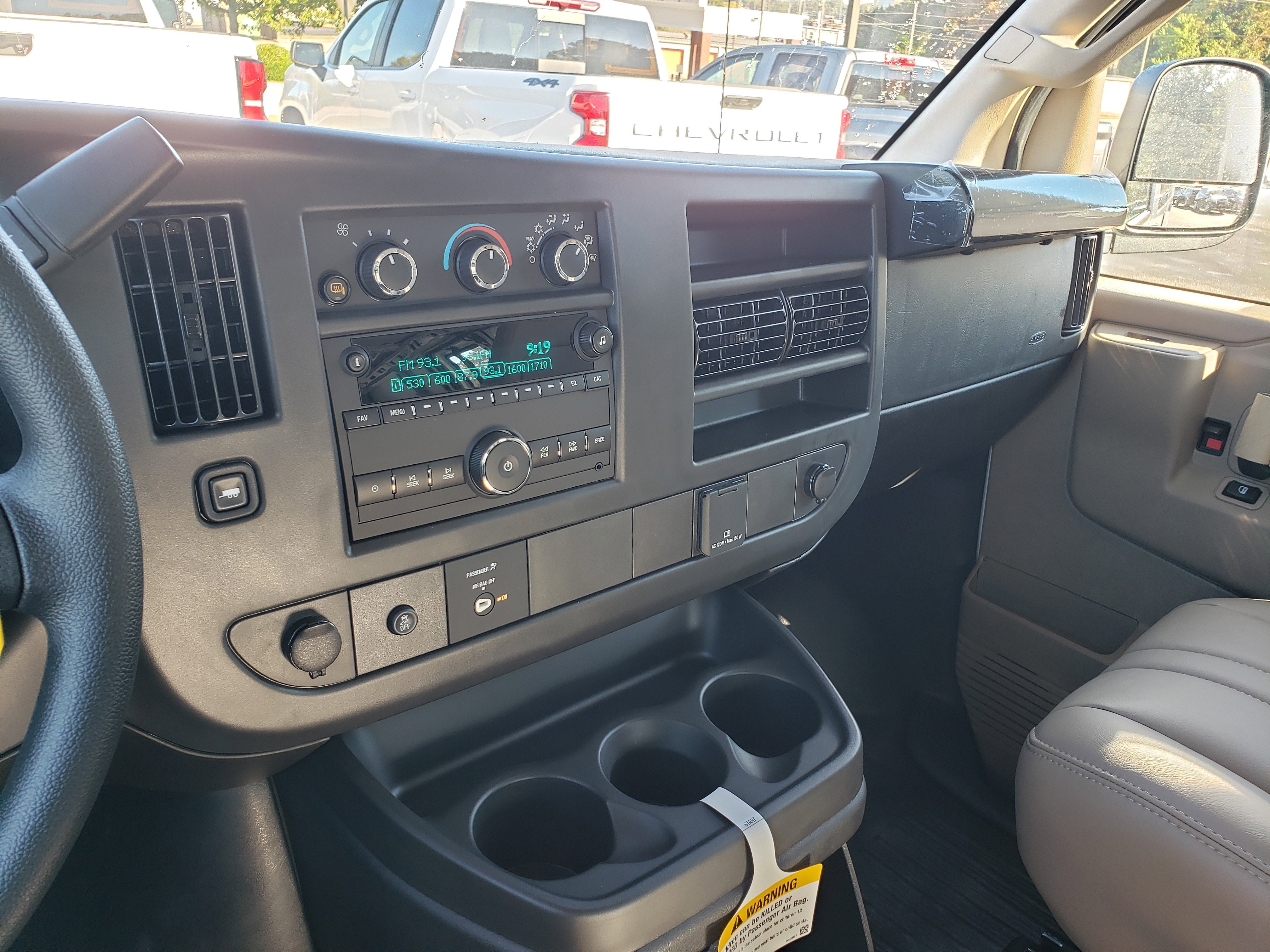 New 2025 Chevrolet Express 2500 w/ Driver Convenience Package image 25