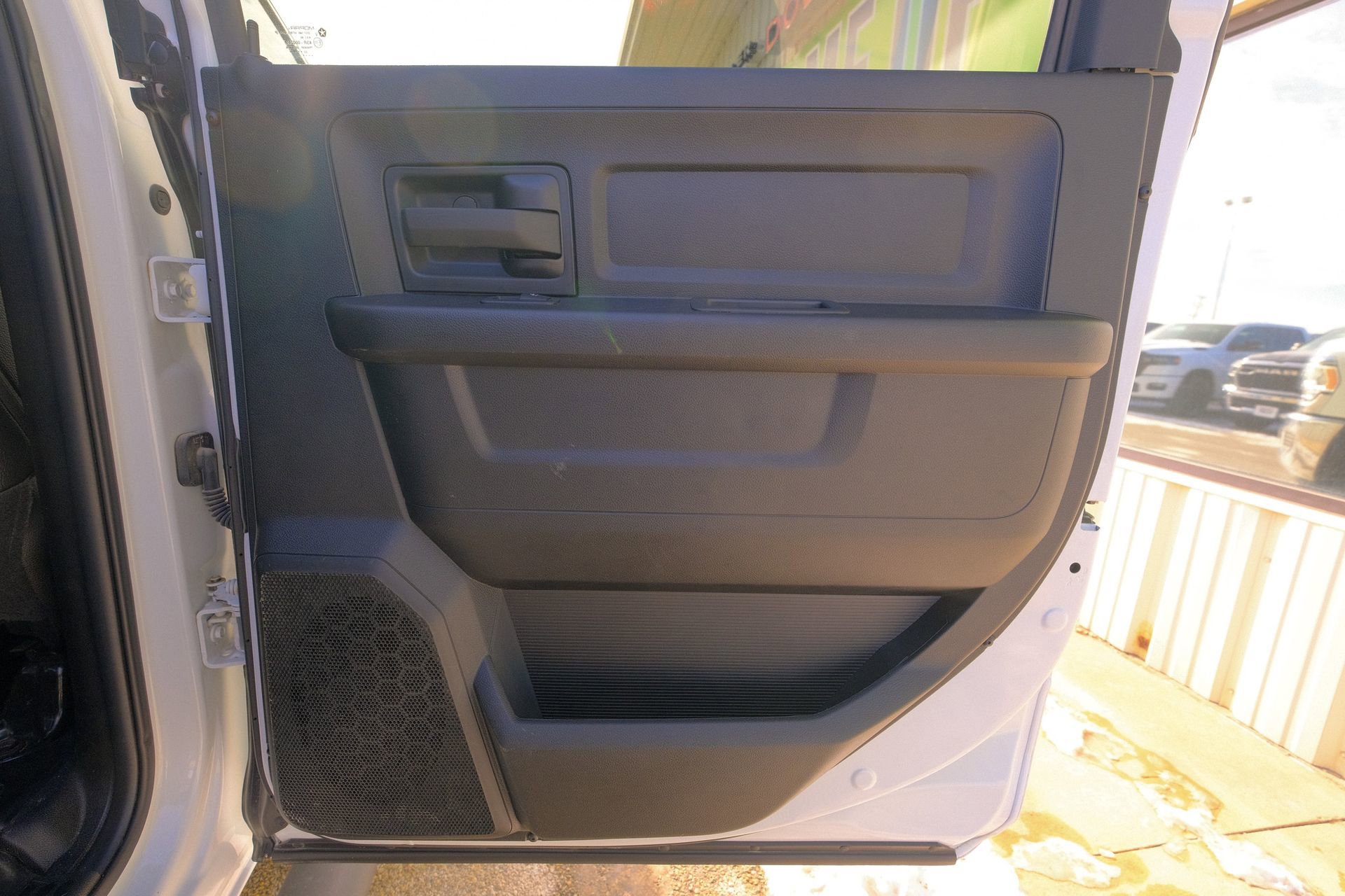 Used 2024 RAM 2500 Tradesman w/ Chrome Appearance Group image 17