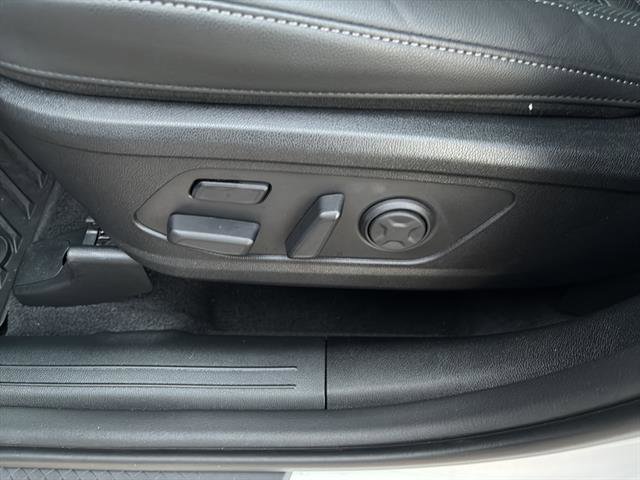 Used 2025 Kia Sorento SX Prestige image 14