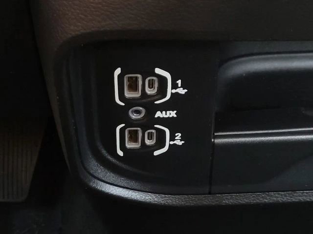 Used 2024 RAM 3500 Tradesman image 18