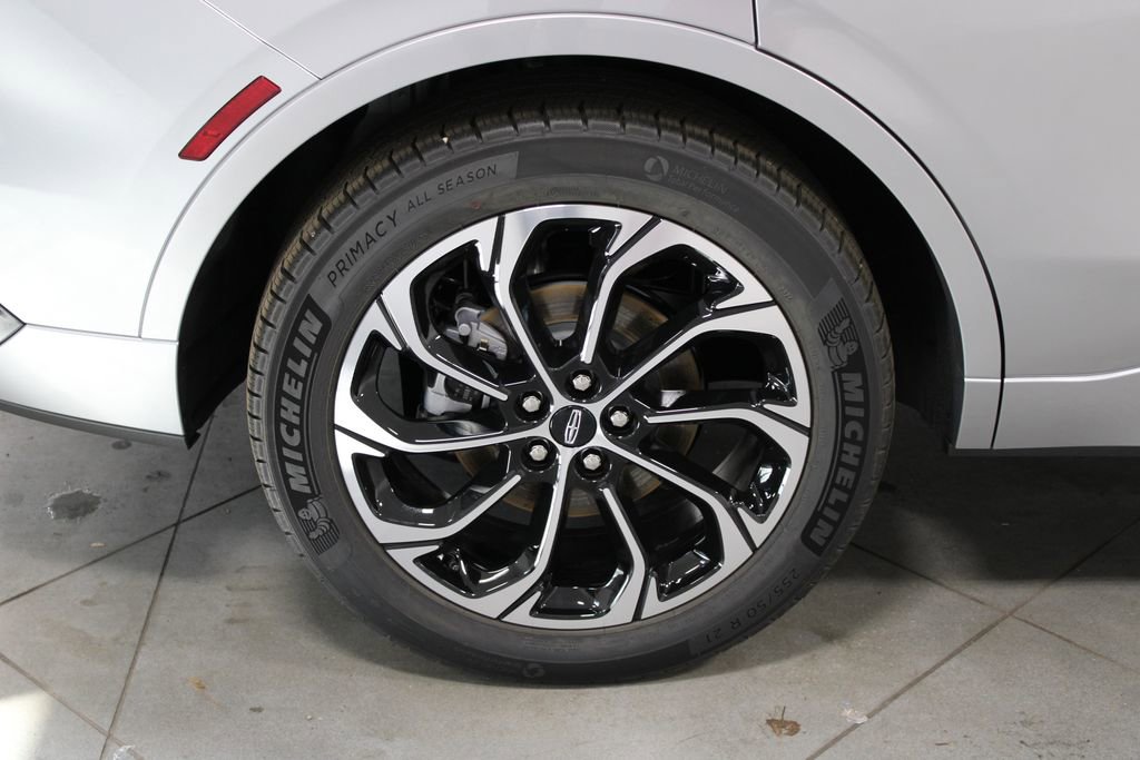 New 2026 Lincoln Nautilus Reserve image 13