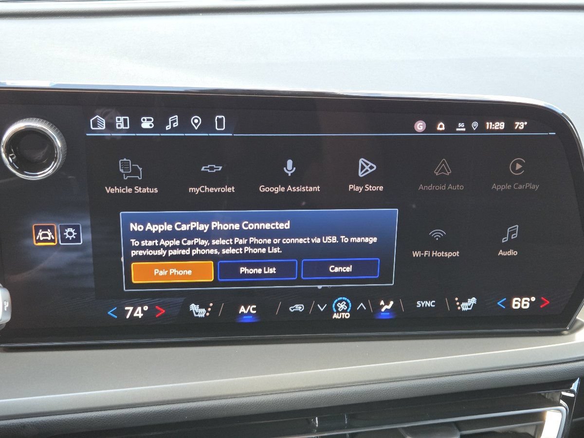 New 2027 Chevrolet Traverse LT AWD/4WD image 4