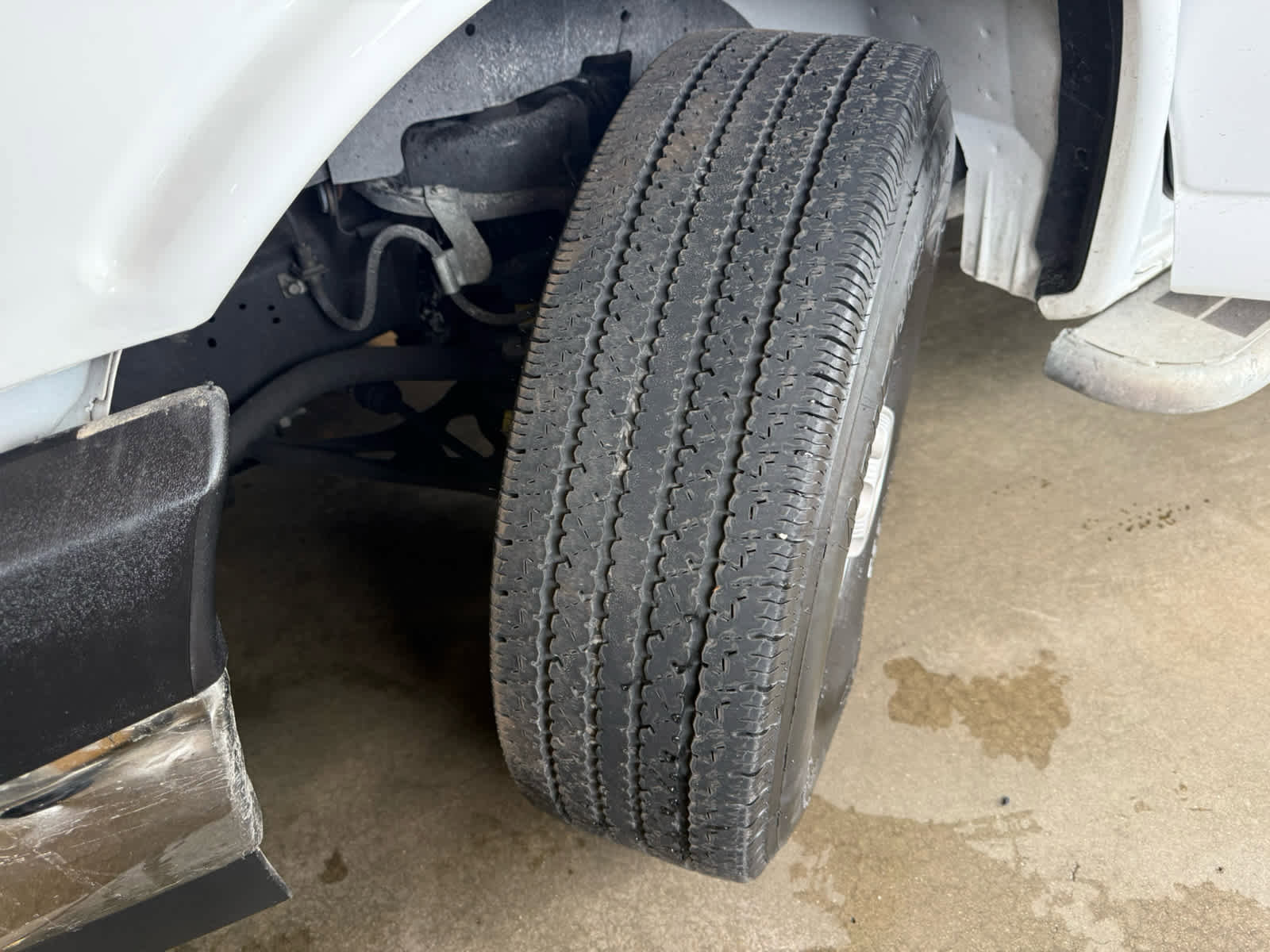 Used 2024 GMC Savana 2500 w/ Driver Convenience Package image 24