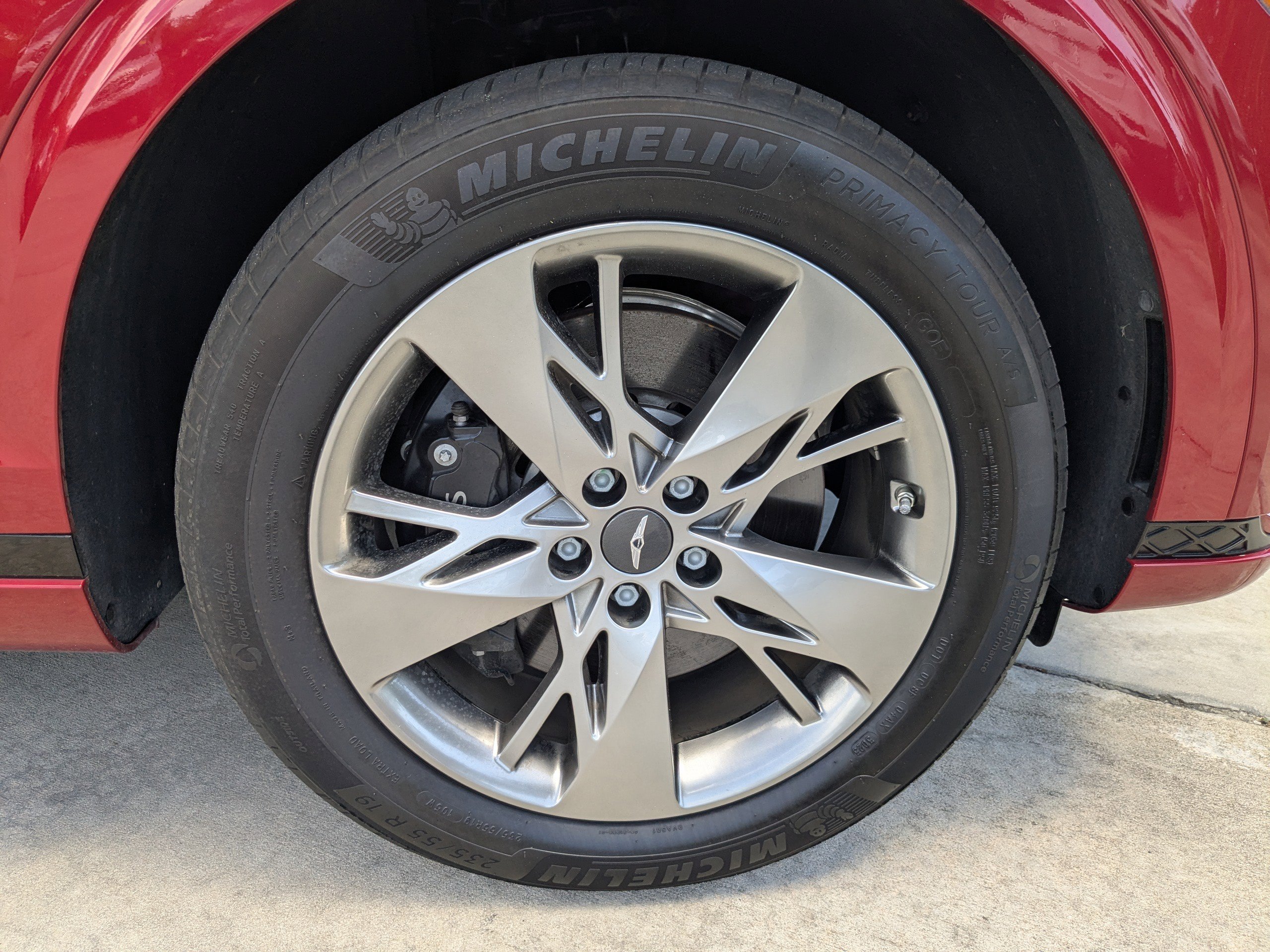 Used 2024 Genesis GV70 3.5T Sport image 9