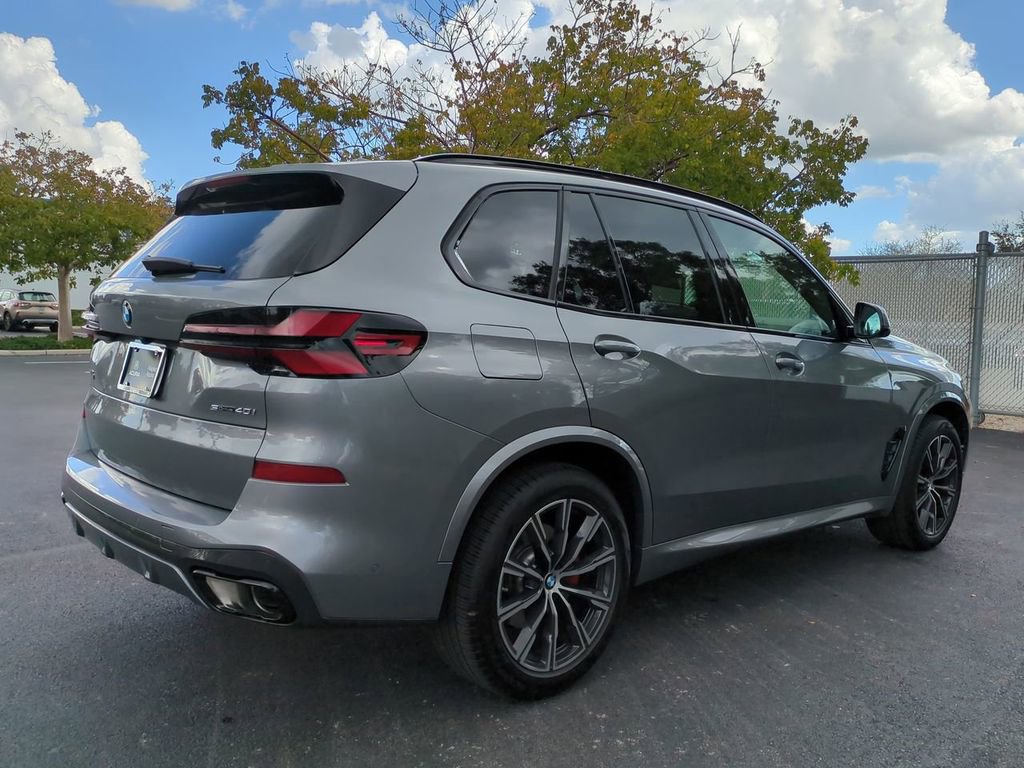 Used 2026 BMW X5 sDrive40i image 4