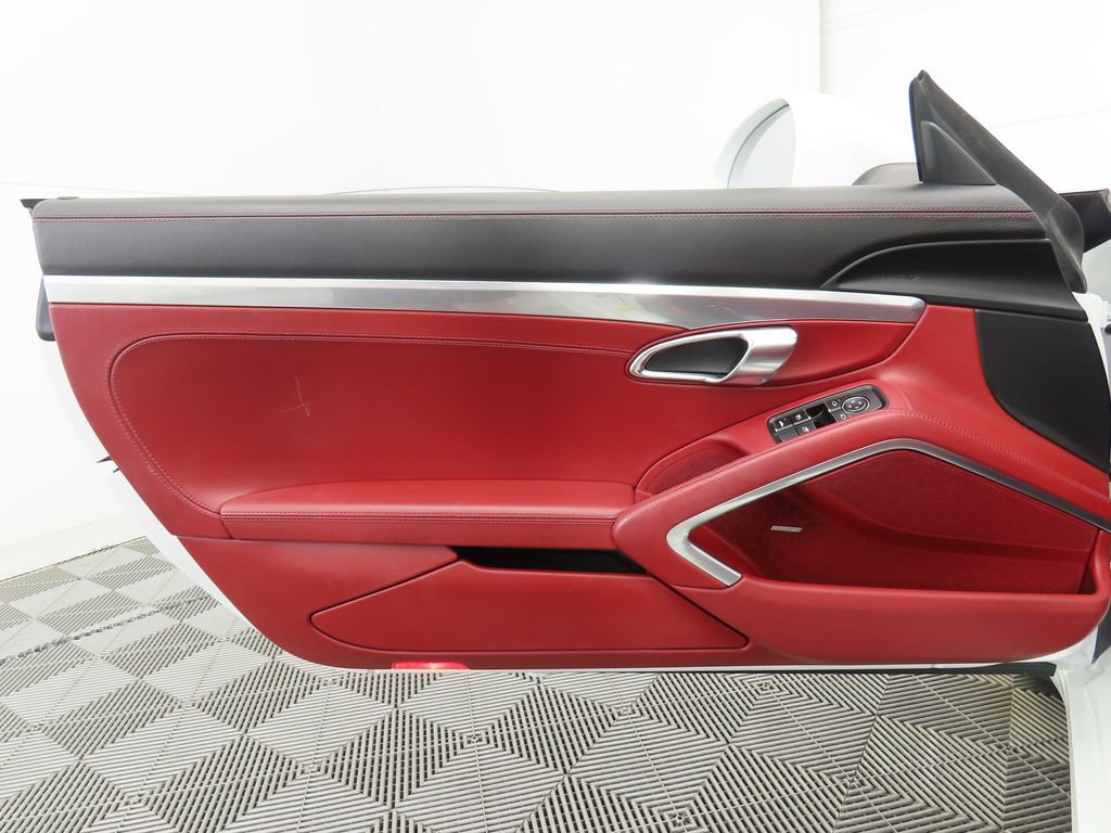Used 2019 Porsche 911 Carrera S image 23
