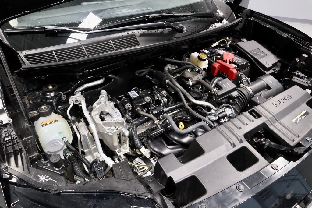 Certified 2025 Nissan Kicks SV image 17