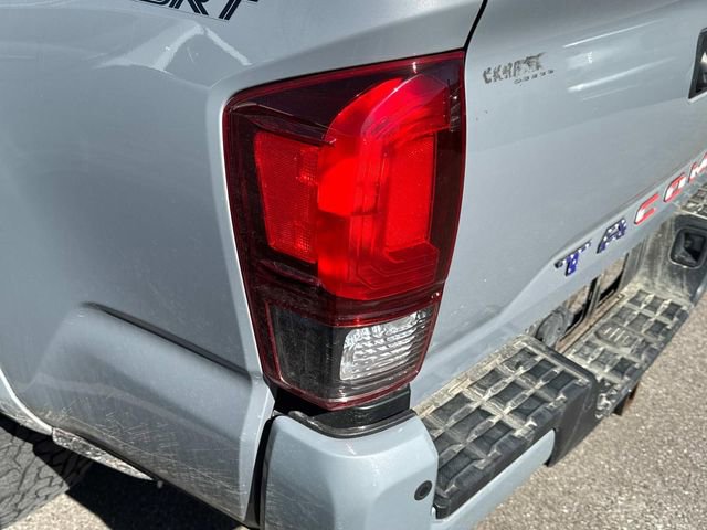 Used 2019 Toyota Tacoma TRD Sport w/ Technology Package image 10