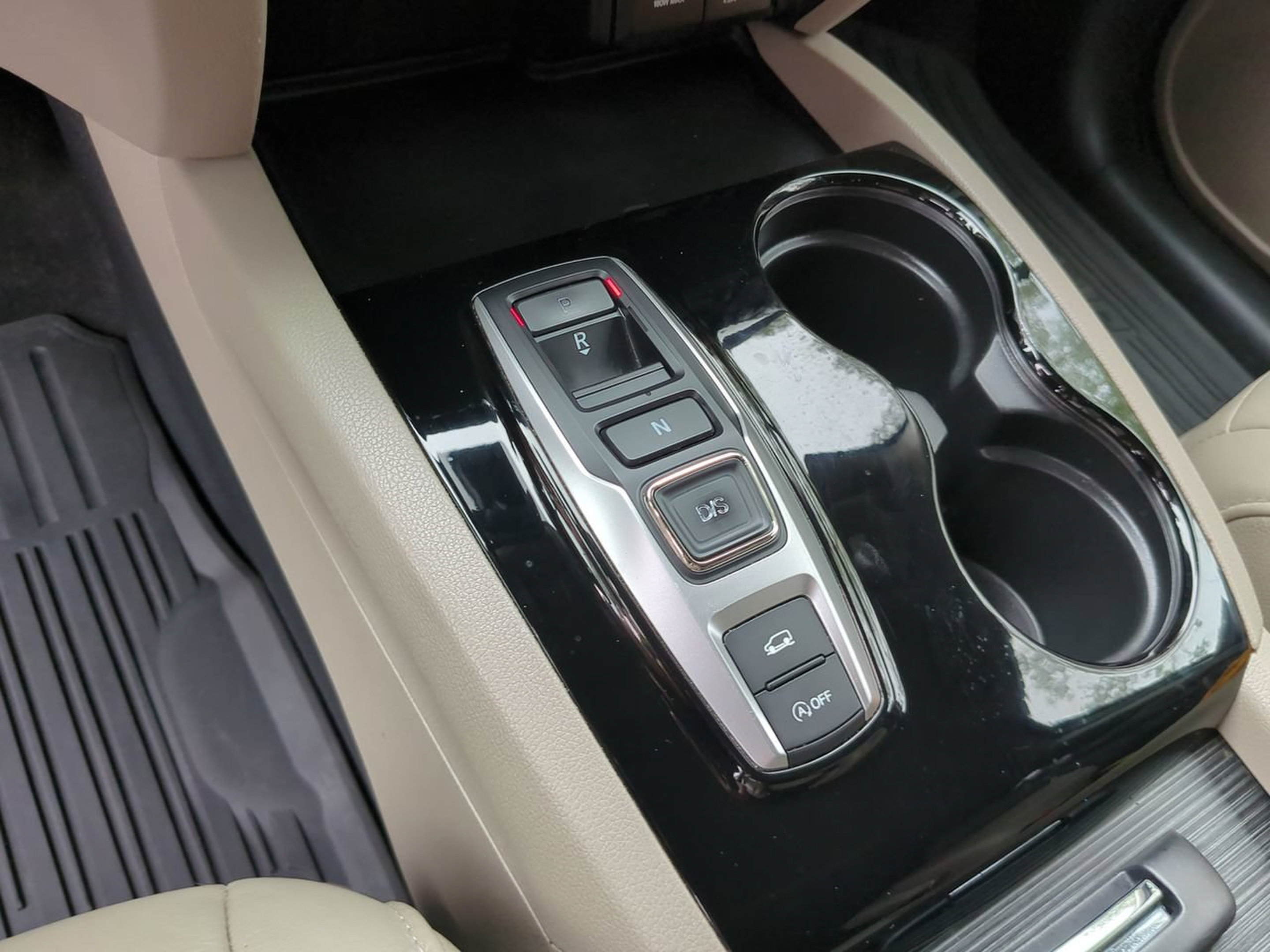 Used 2017 Honda Pilot Touring image 16