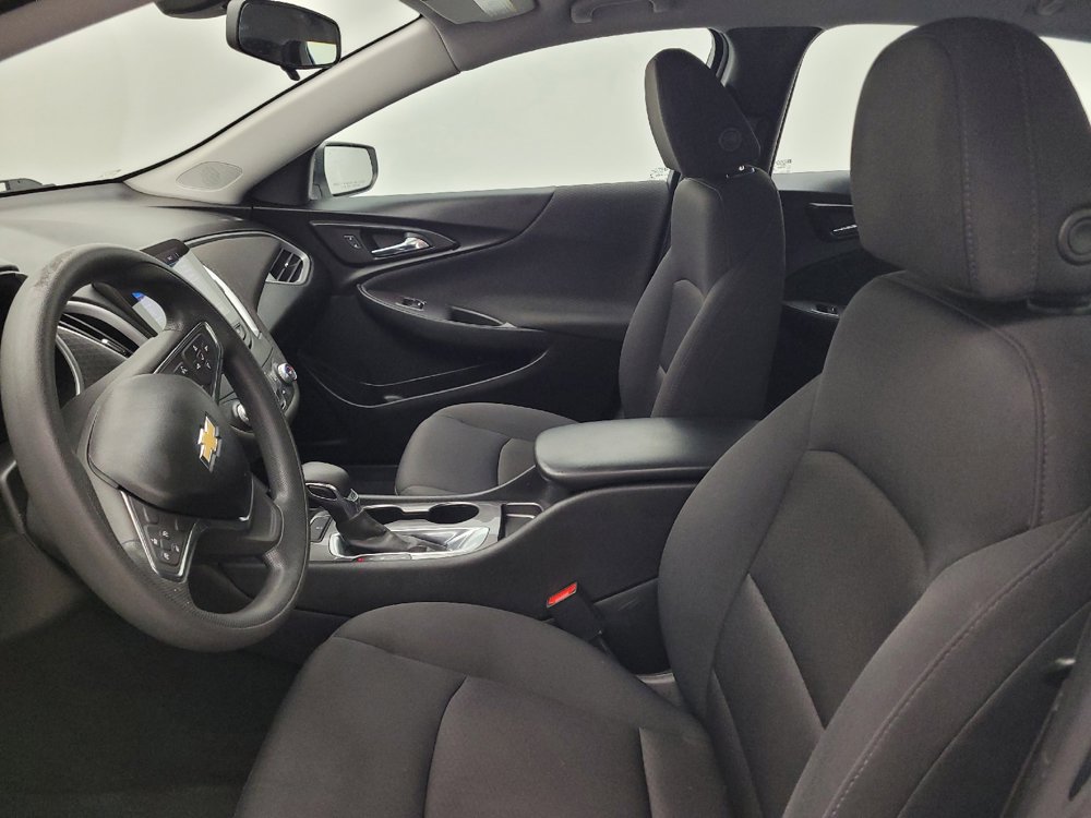 Used 2021 Chevrolet Malibu LS FWD image 17