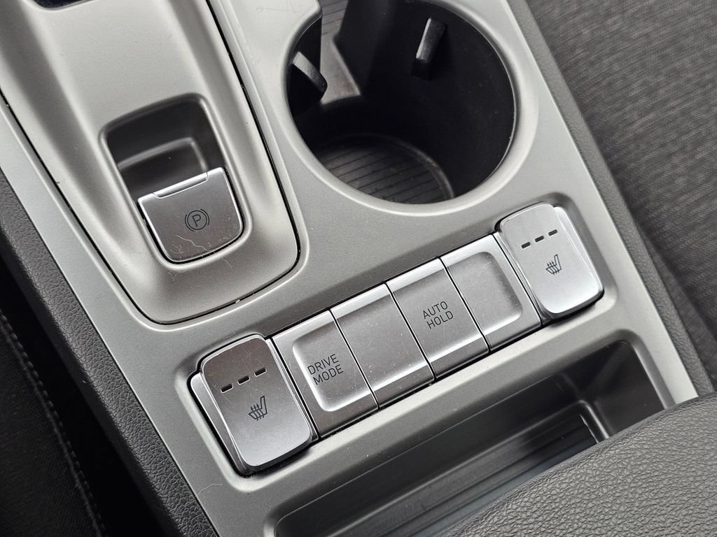 Used 2023 Hyundai Kona SE FWD image 29