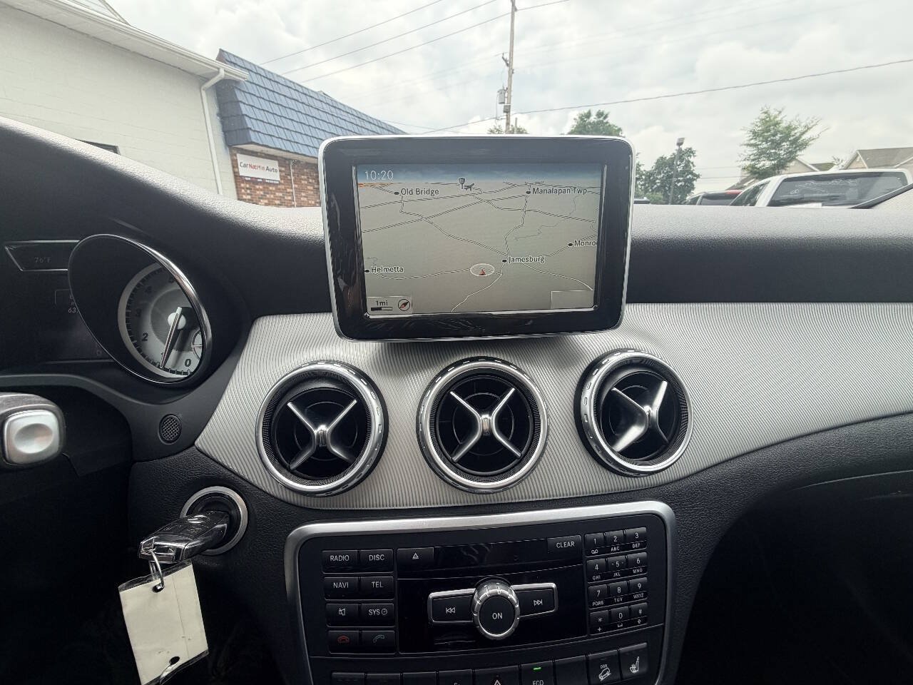Used 2015 Mercedes-Benz GLA 250 4MATIC image 6