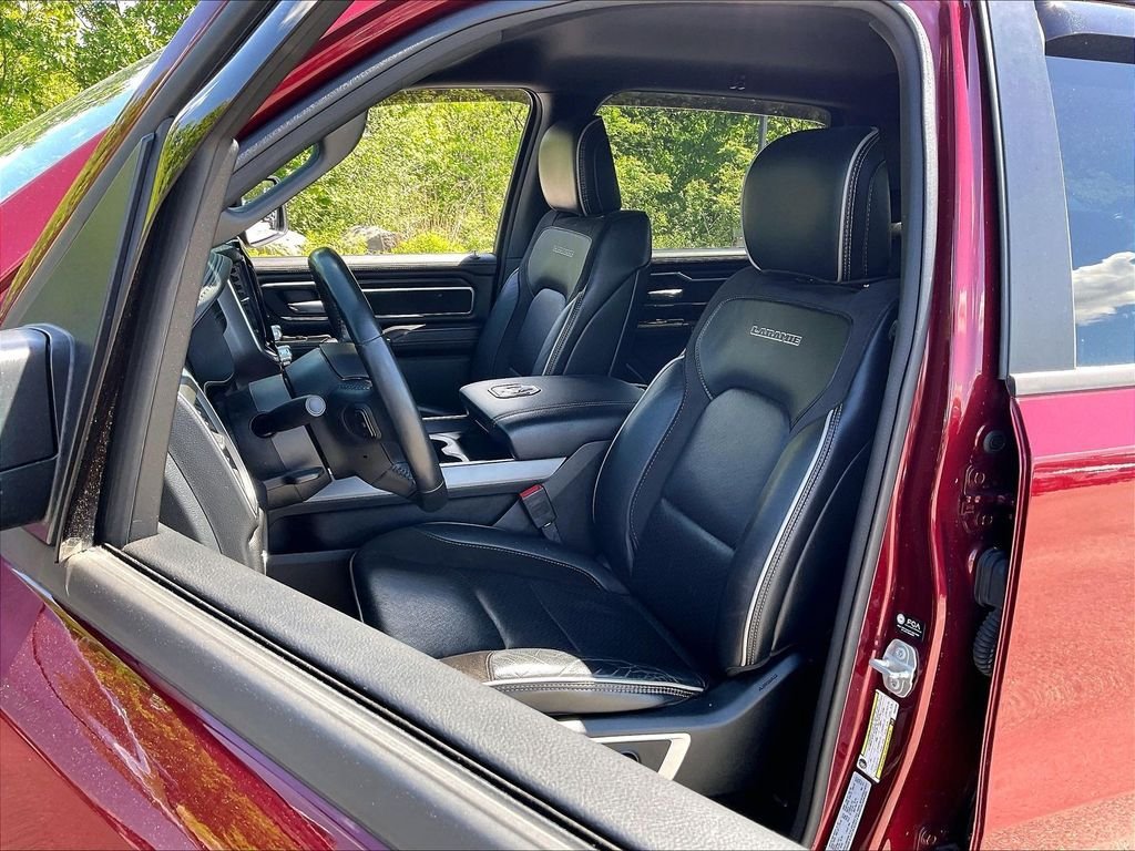 Used 2023 RAM 1500 Laramie AWD/4WD image 9