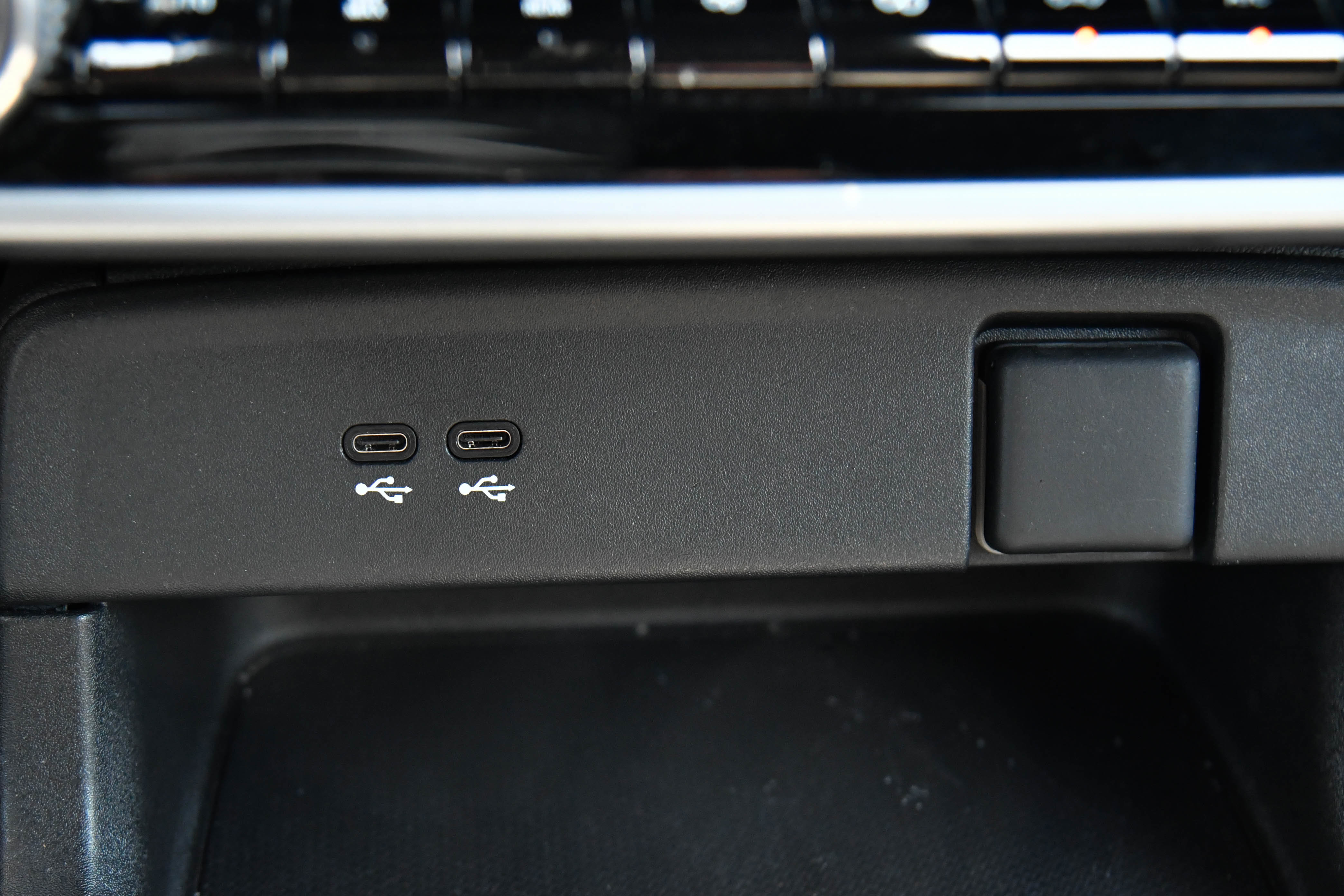 Used 2024 Honda Prologue EX image 28