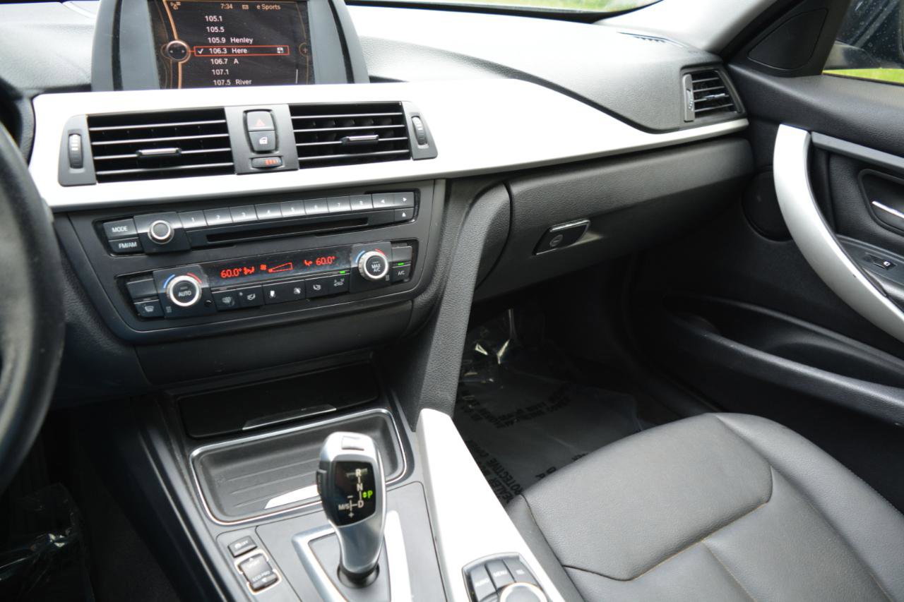 Used 2013 BMW 328i Sedan RWD image 21