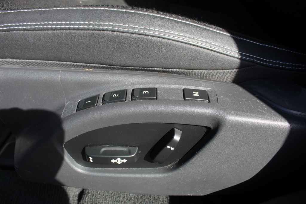 Used 2013 Volvo XC60 3.2 Premier image 22