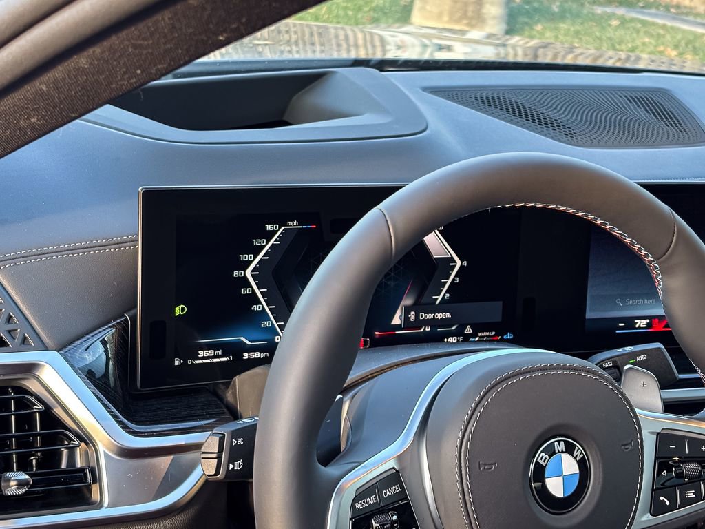 New 2026 BMW X6 M60i image 14