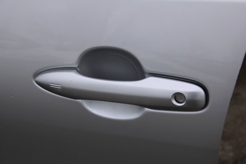 Used 2020 Toyota Prius LE image 15